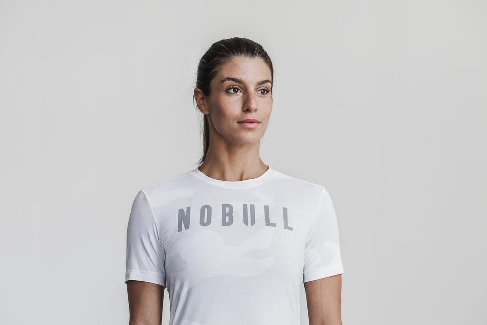 NOBULL Women's Tee - White Camo - Ireland (0741IMZRH)